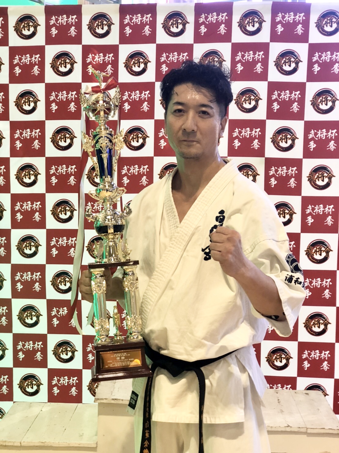 FBA81D9B-6DB0-482D-851E-861544A46AF3