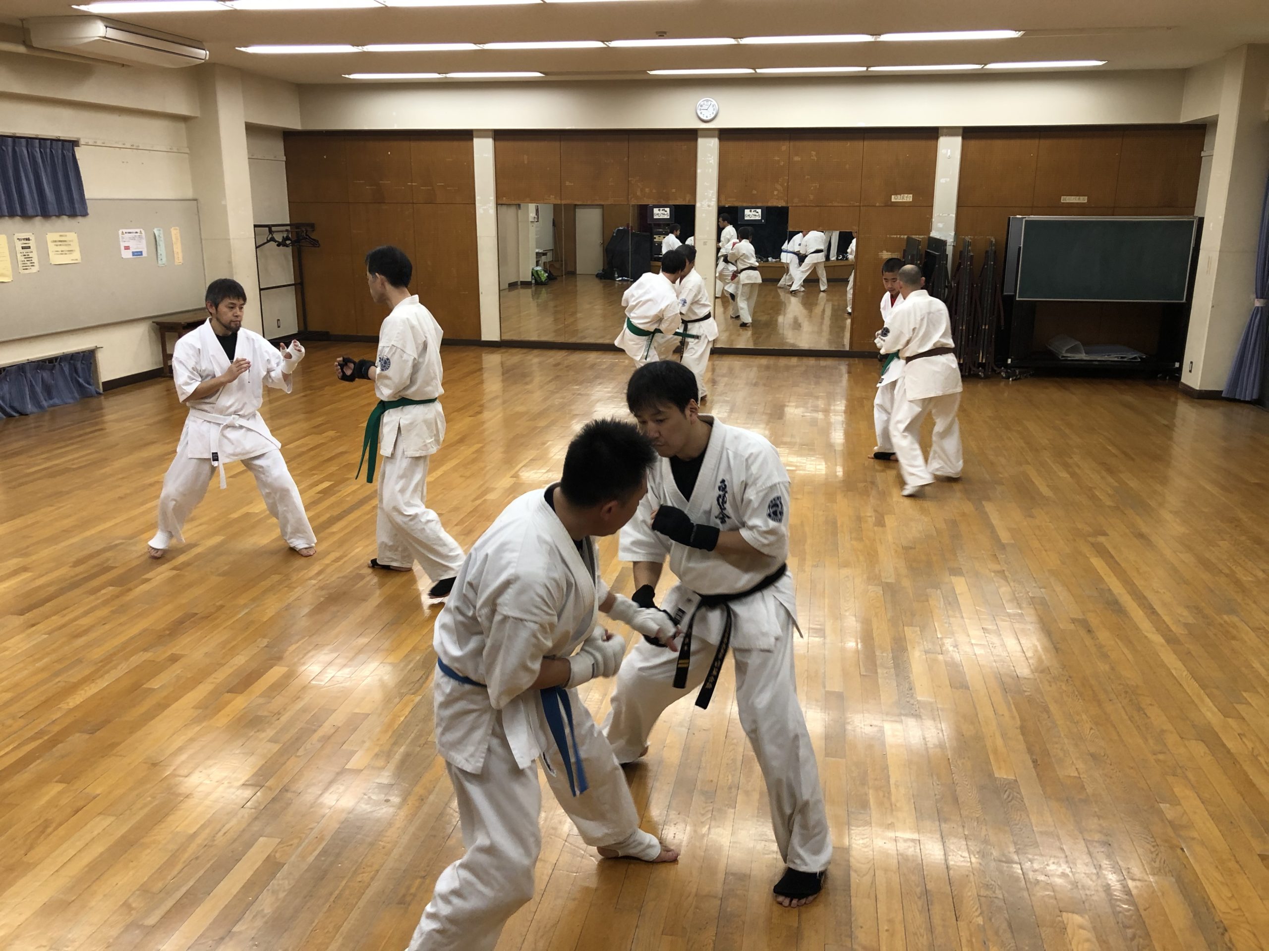 C95DAB8E-C087-4C13-BA23-09773031A3FA