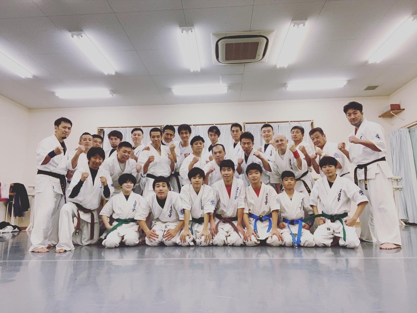 A9CAB559-7166-4D83-8E42-8CBF42F9B3C4