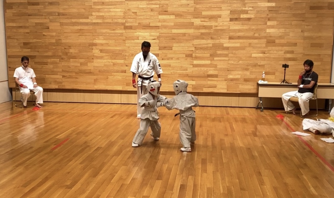 BD0F3D82-44A2-4C7A-B05C-4919DFC7052F